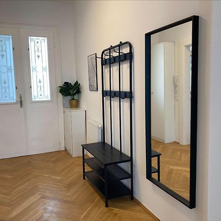 Cosy Apartment In Mariahilf Close To Citycenter Wien Exteriör bild